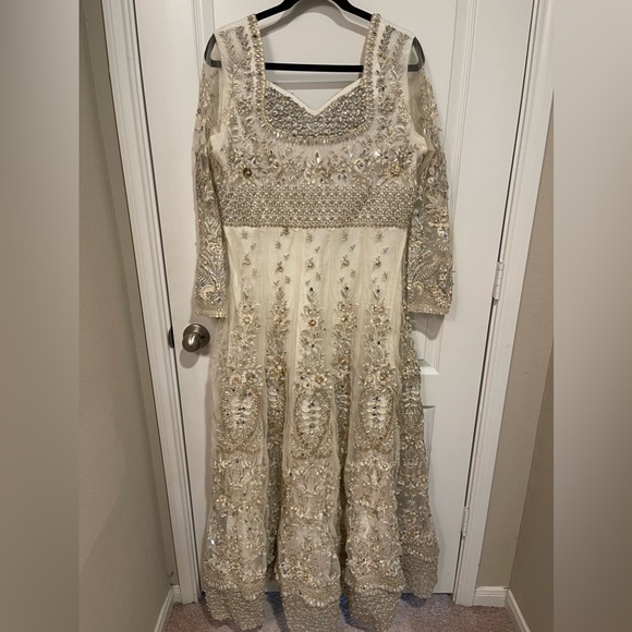 Dress Indian Pakistani - Picture 3 of 8